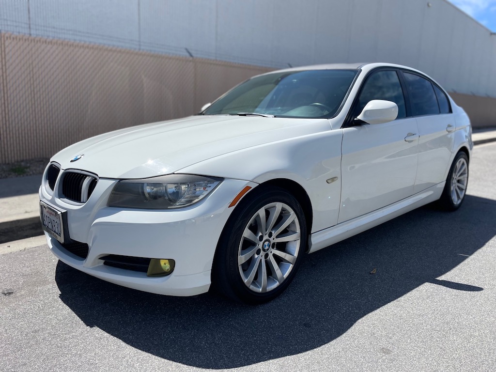 2011 BMW 328i Sedan 2011 BMW 328i Sedan
