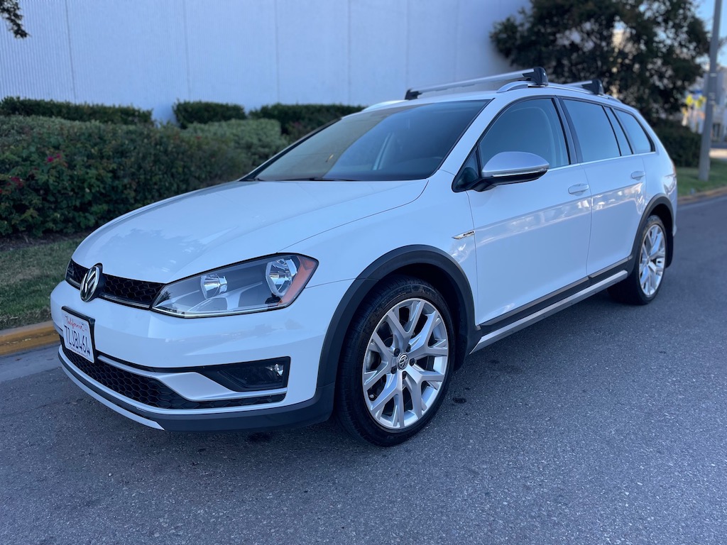 2017 VW Golf Alltrack-SOLD 2017 VW Golf Alltrack-SOLD