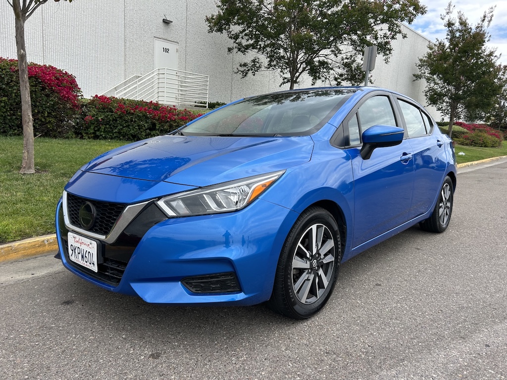 2021 Nissan Versa SV 2021 Nissan Versa SV