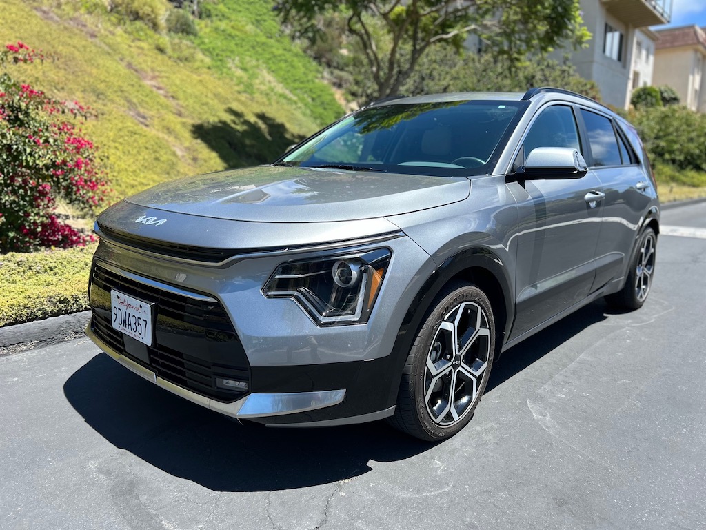 2023 Kia Niro Hybrid 2023 Kia Niro Hybrid